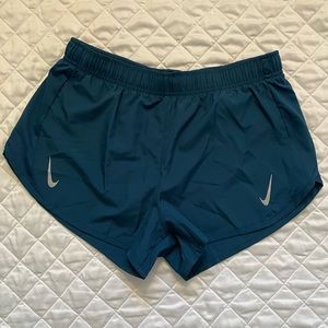 NWOT Nike running shorts